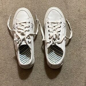 Taos Footwear White Sneakers